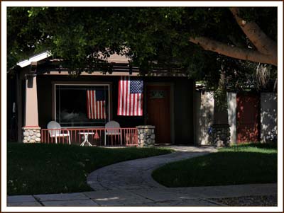 01flag1180525w