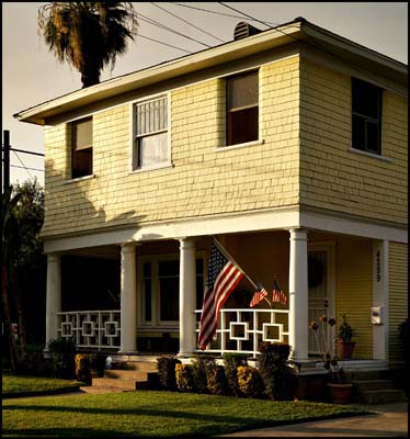 09flag2093w