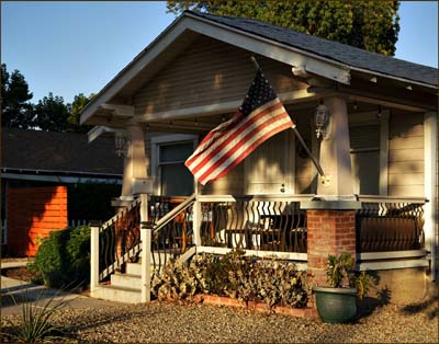 17flag2163aw