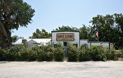 17onyx07584bw